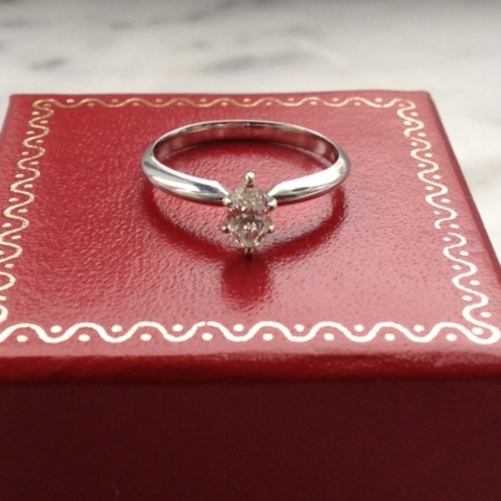 Beautiful Genuine Marquise Cut Diamond Ring